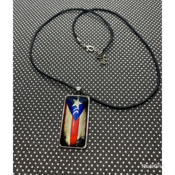 Necklace With Steel Plated Glass Cabochon Choker - Picture 3 of 5